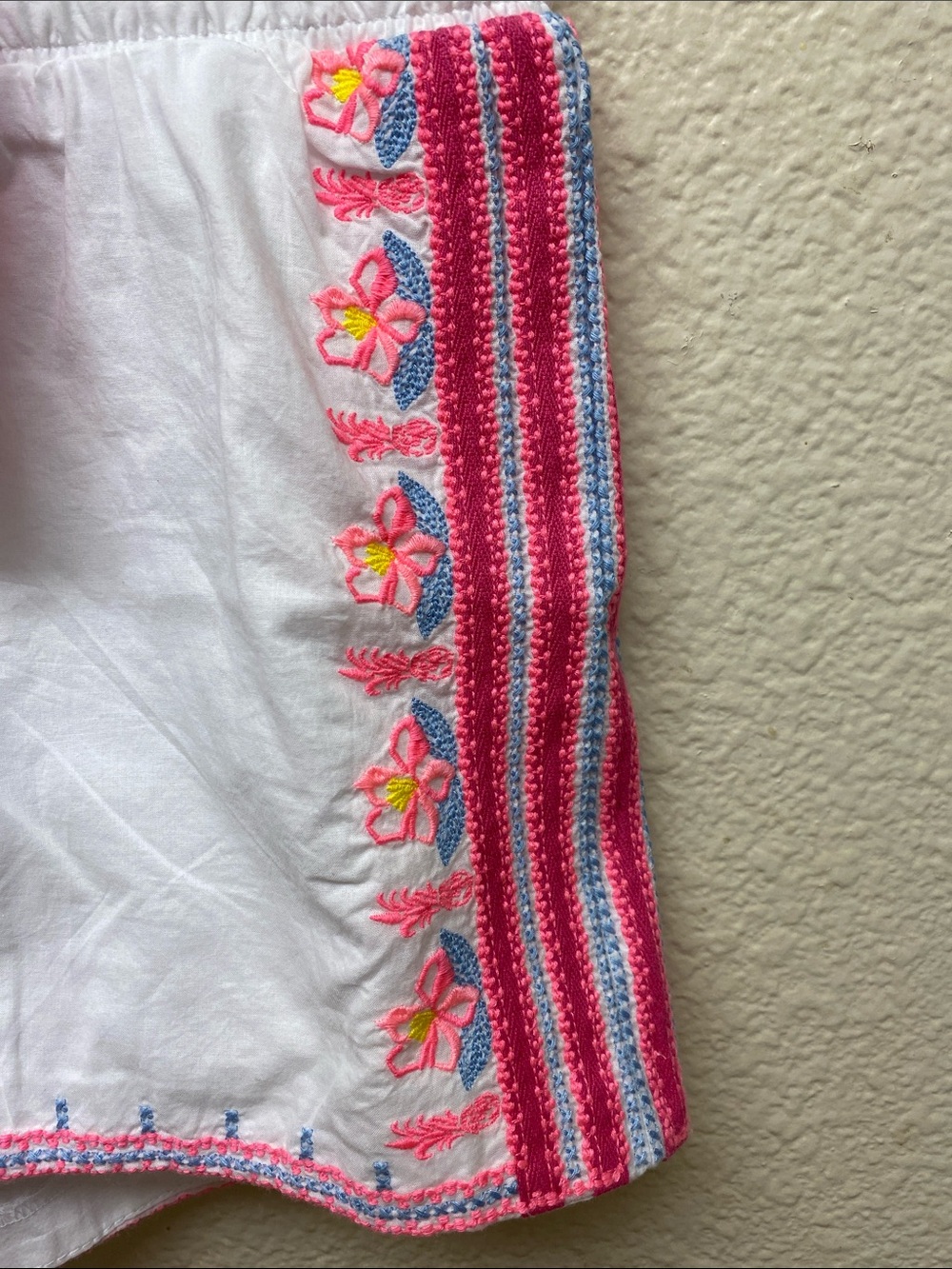 Lilly Pulitzer Katia Floral Embroidered Shorts - Picture 3 of 8